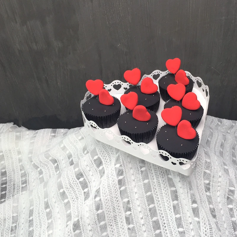 新しい26 5 27センチハートシェイプウェディングケーキプレートフルーツキャンディ食品トレイケーキスタンド結婚式の装飾用品パーティーデザートプレート Food Tray Heart Shaped Cake Platestray Food Aliexpress
