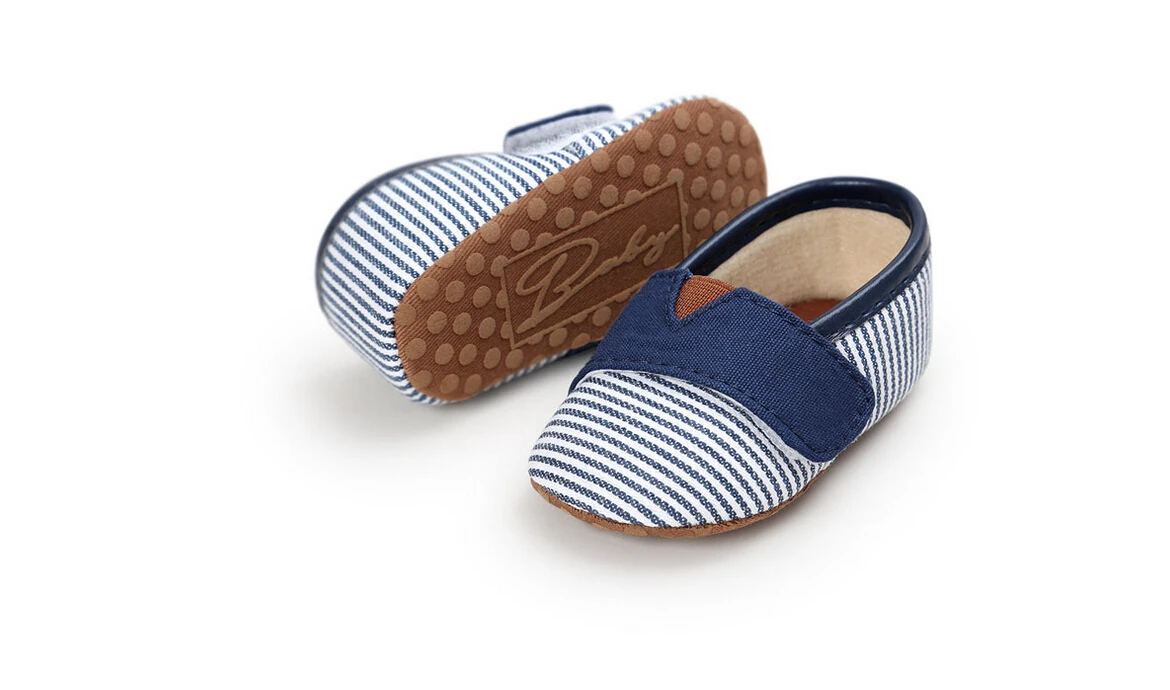 Для маленьких мальчиков обувь для девочек, подходящие для детей обоих полов, в полоску, детская обувь для малышей Тканевая обувь из мягкого хлопка для новорожденных обувь 0-18Months - Цвет: Синий