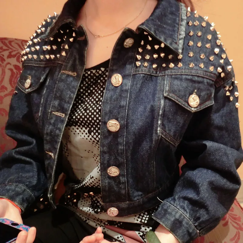 

High Quality Punk Short Jean Jacket Coat Woman 2019 Spring Rivets Loose Bat Sleeve Denim Jackets Women's Street Jacket B489