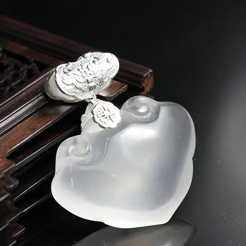 

925 Sterling Silver with white marrow longevity peace auspicious clouds lock Pendant