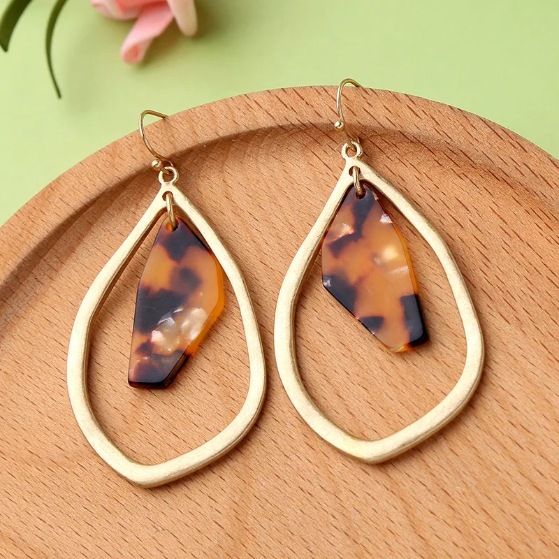 

Free Shipping Geometric Tortoise Resin Elegant Earring