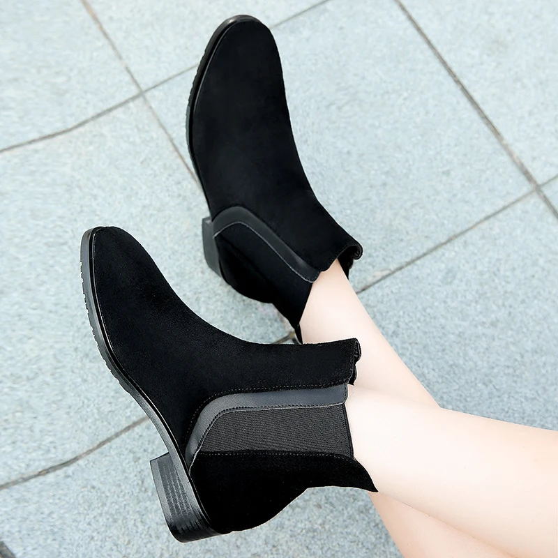 Ботинки; женские теплые ботинки «Челси»; женские зимние ботинки на плоской подошве и квадратном каблуке; Модный фирменный дизайн; высокое качество