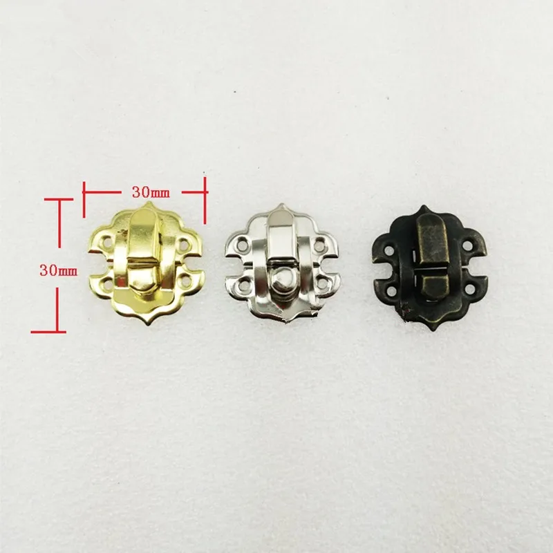 

Antique Iron Jewelry Box Padlock Hasp Locked Wooden Wine Gift Box Handbag Buckle Hardware Accessories 30x30mm 4PCS