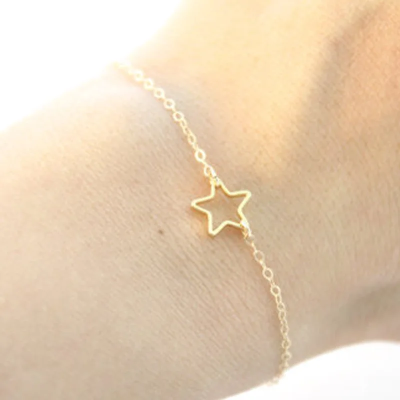 

European and American Vogue Is Contracted Hollow Out Pentagonal Star Bracelet Women Man Couples Jewelry Accessories Wholesale
