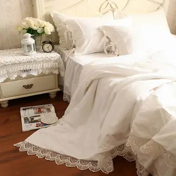 Goedkoop Sneeuw Wit Beddengoed Set Luxe Hollow Out Kant Dekbedovertrek Bed Rok Laken Kussensloop Effen Ruche Sprei Parure De Lit