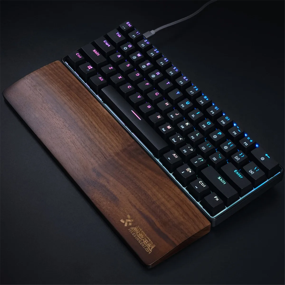 Gateron переключатель RGB игра механическая клавиатура оптическая ось может быть вставлен кабель Механическая ось 61 Ключ Игры