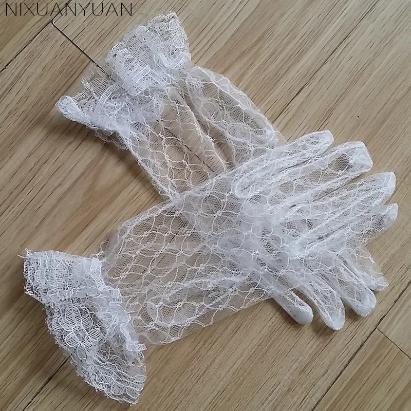 

NIXUANYUAN New Arrival 2019 Bridal Gloves Wedding Gloves Beige Short Design Lace Gauze Transparent Gloves