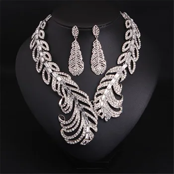 

Fine Luxurious Large Zirconia Fashionable Feathers Short Necklace Exaggerated Women Gowns and Accessories Sets Jewelry Wholesale