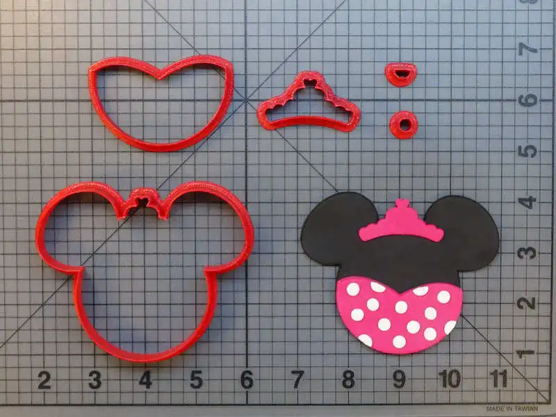 JB_Mickey-Mouse-Princess-Minnie-266-819-Cookie-Cutter-Set-Mouse-Princess-266-819
