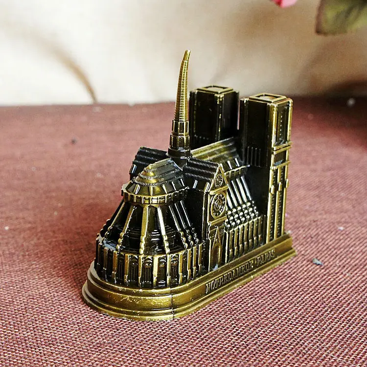 Notre Dame de Paris 01