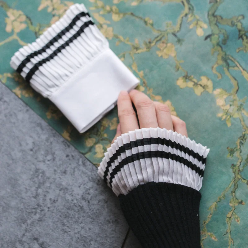 Осенние перчатки женские вязаные неторопливые женские Зимние красивые богини элегантные романтические жемчужные кружевные рукавицы