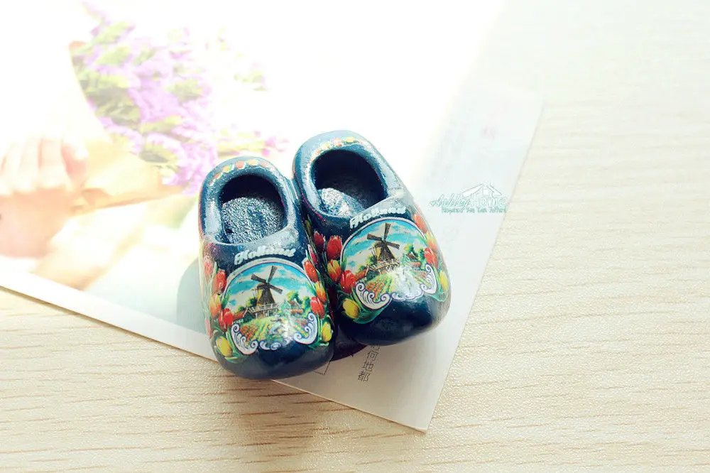 

2x2" Netherlands Holland Wooden Shoes Tourist Travel Souvenir 3D Fridge Magnet Handicraft BLUE