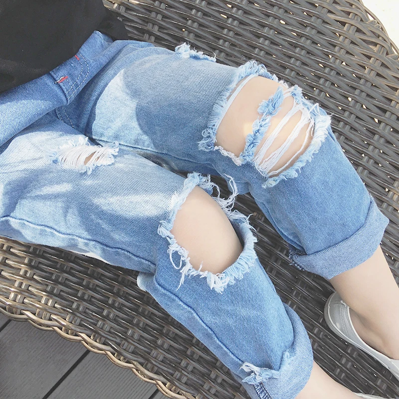 

Girl hole jeans spring and autumn 2019 new Korean children loose baby spring trousers tide