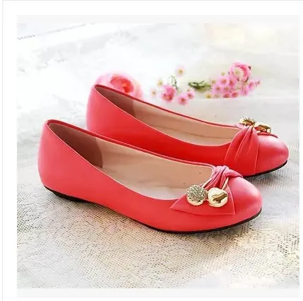 Женская модная обувь для вождения на низком каблуке с закругленным носком и искусственными бриллиантами, большие размеры(4-16) женские туфли без шнуровки под платье и сумочки в итальянском стиле - Цвет: red