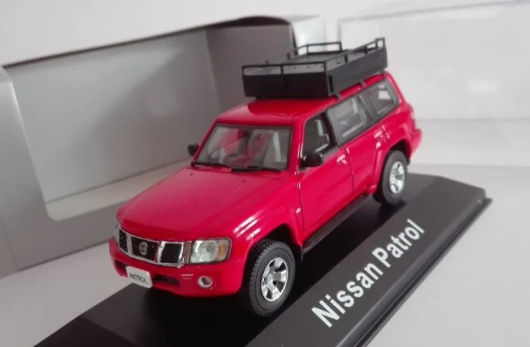 1:43 NISSAN PATROL красный сплав модель автомобиля литья под давлением металлические игрушки подарок на день рождения для детей мальчик другой
