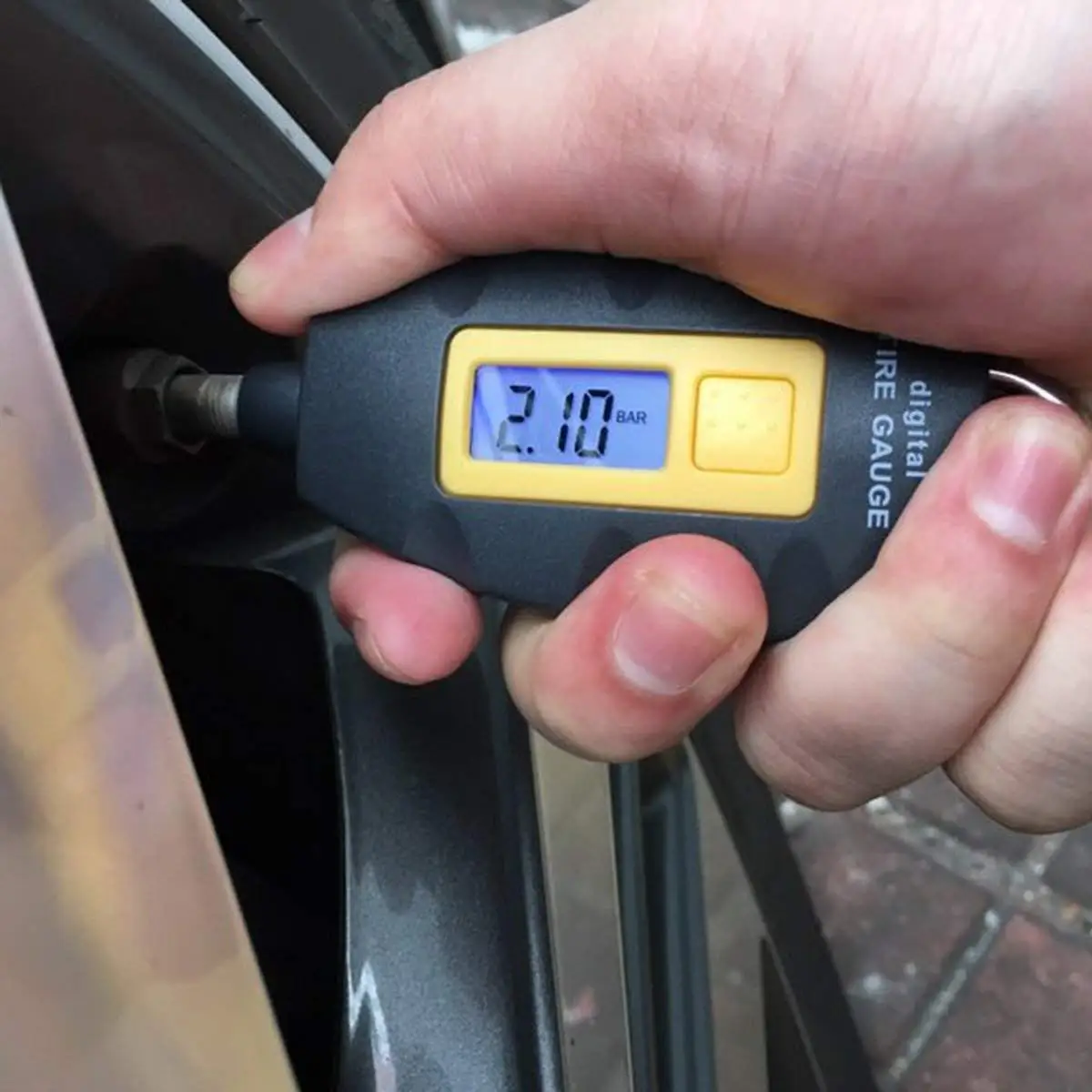 

New Portable LCD Digital Tire Tyre Air Pressure Gauge Tester Tool for Auto Motorcycle Car Tire Pressure Monitor