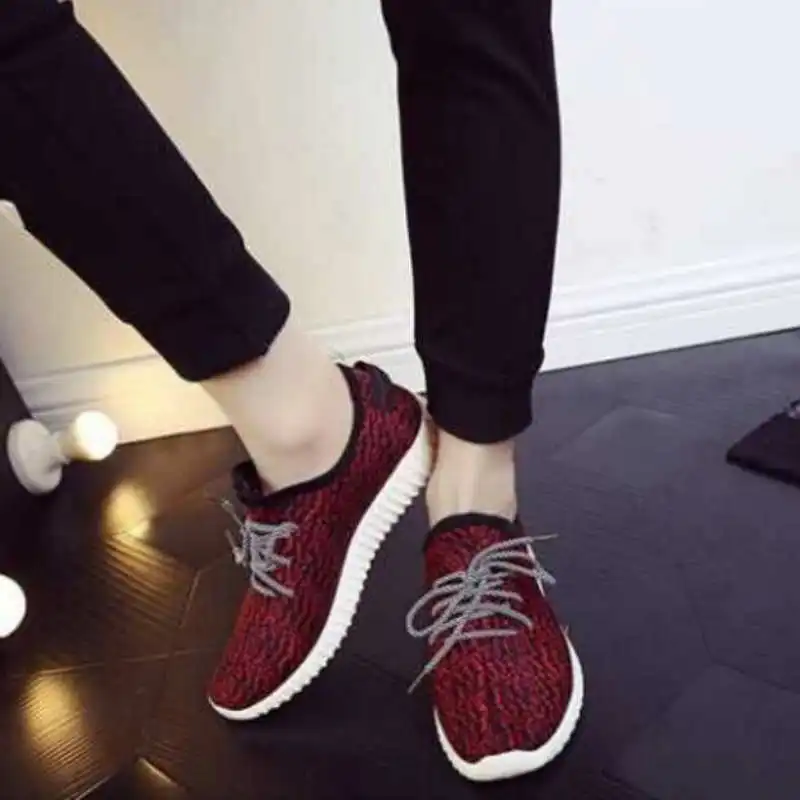 الصيف 2019 جديد حذاء كاجوال زوجين تنفس الرجال أحذية تزلج الأزياء طالب أحذية رياضية رجالي عارضة