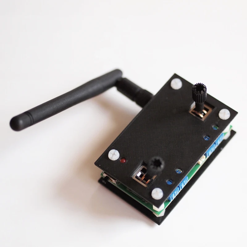 

DIY 4CH 900Mhz 50mW RC Model Remote Control 100-200 Range PPM 50mA JST1.25 Port 3.3-4.2V Mini Transmitter Left Hand Throttle