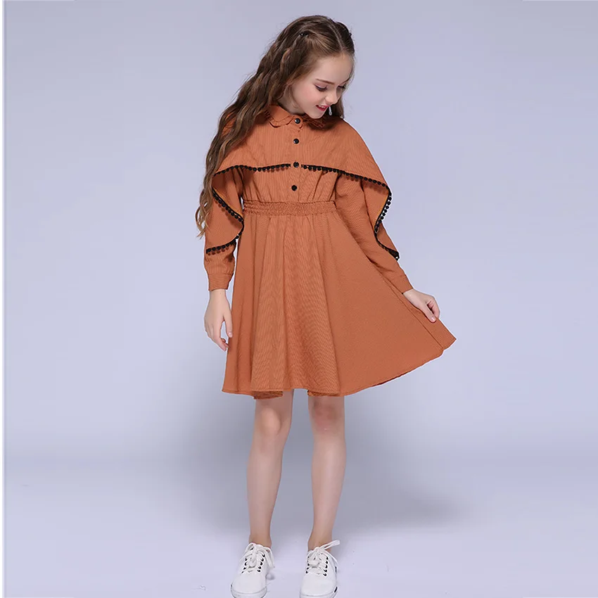 Для девочек Осенние наряды для детей Одежда в английском стиле Модная одежда с длинными рукавами твердые оборками шаль платья Повседневная одежда Vestidos