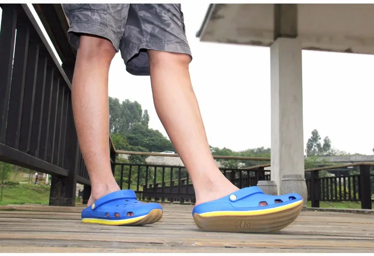 2016 Summer Mens Clogs Beach Slippers For Men Women Garden Shoes Mule Clogs Fashion Candy Color Adult Clog Clogs EVA Materials (12)