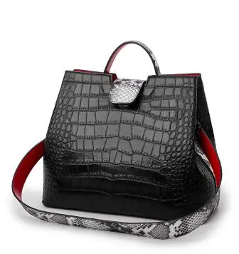 Роскошная крокодиловая женская сумка из змеиной кожи, широкий плечевой ремень, сумка-мешок, дизайнерская сумка на плечо с пряжкой, вместительная сумка - Цвет: Черный