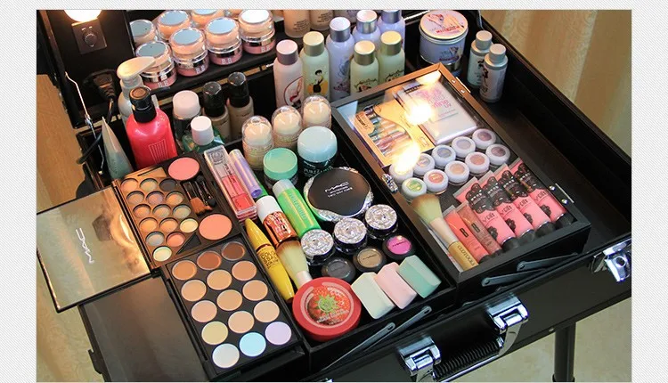 trolley makeup station (9)