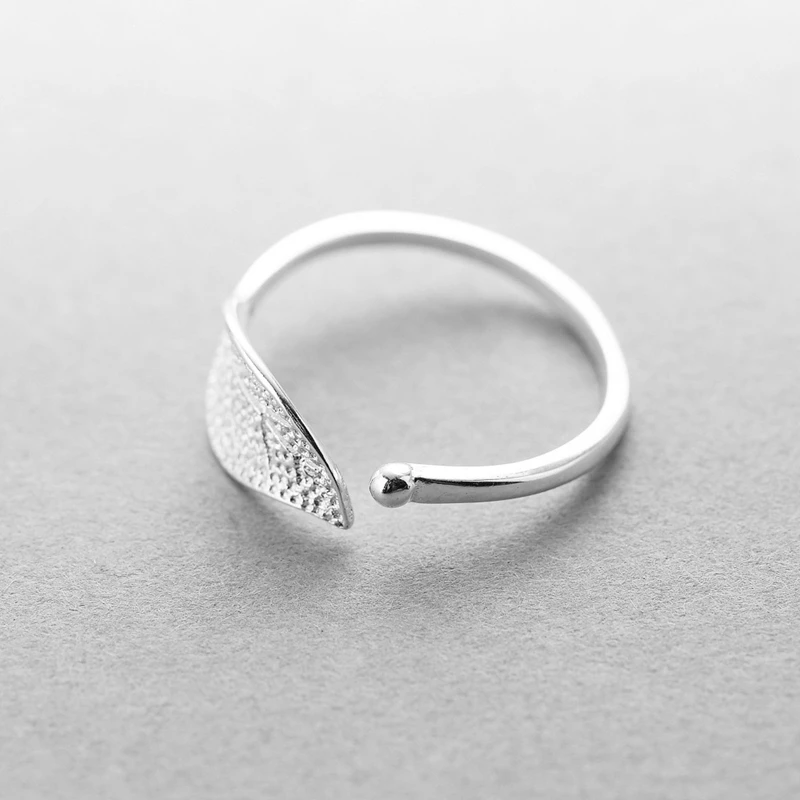 New fashion simple leaf ring female small fresh leaf rings adjustable forefinger silver jewelry