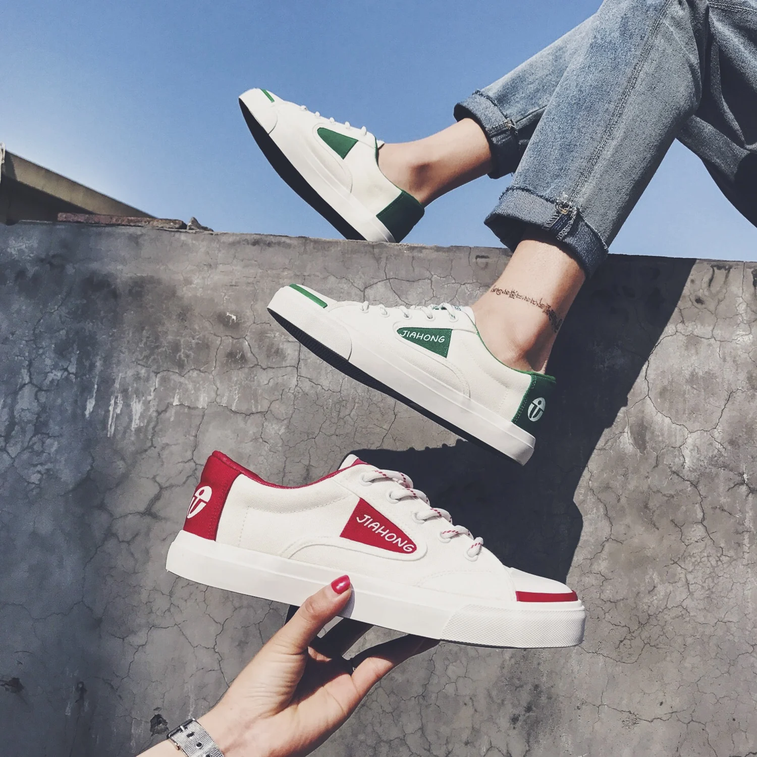 

Men's low canvas shoes 2019 new spring couple shoes men's tide Korean version of the wild student trend casual shoes
