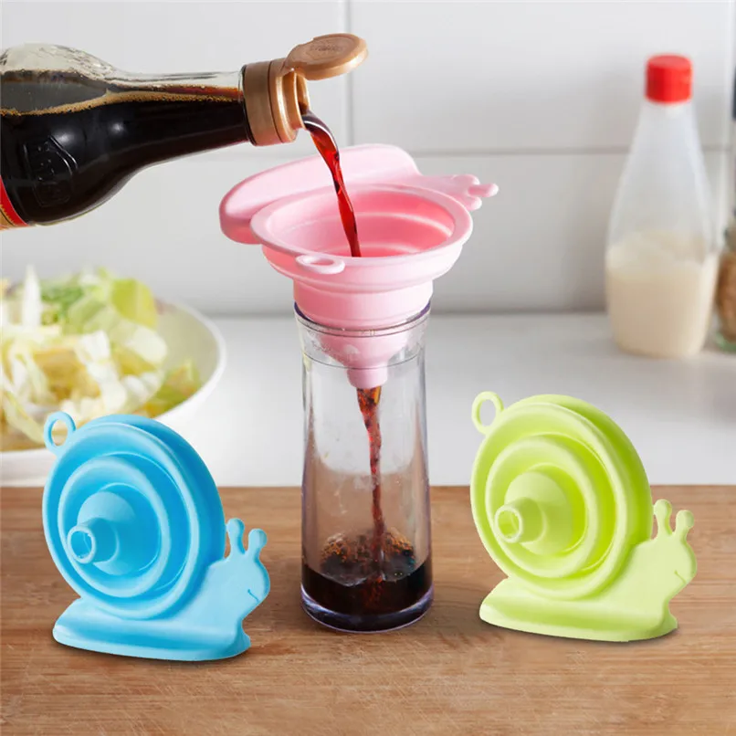 

1PCS Silicone Funnel Kitchen Tools Kitchen Home Mini Food Grade Silicone Folding Telescopic Funnel Oil kichen accessories N29