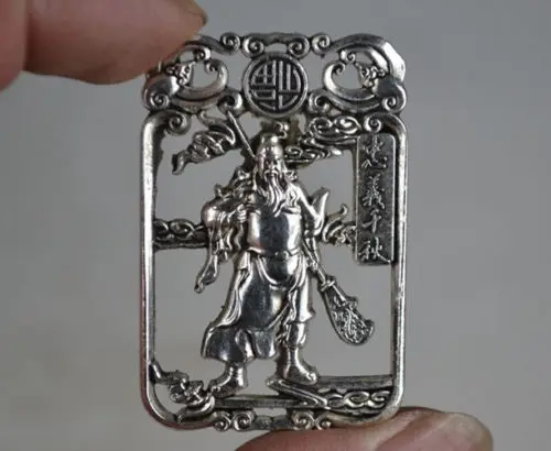 

Old Collectible Decoration Miao Silver Carving Guan Gong Statue Pendant / Amulet