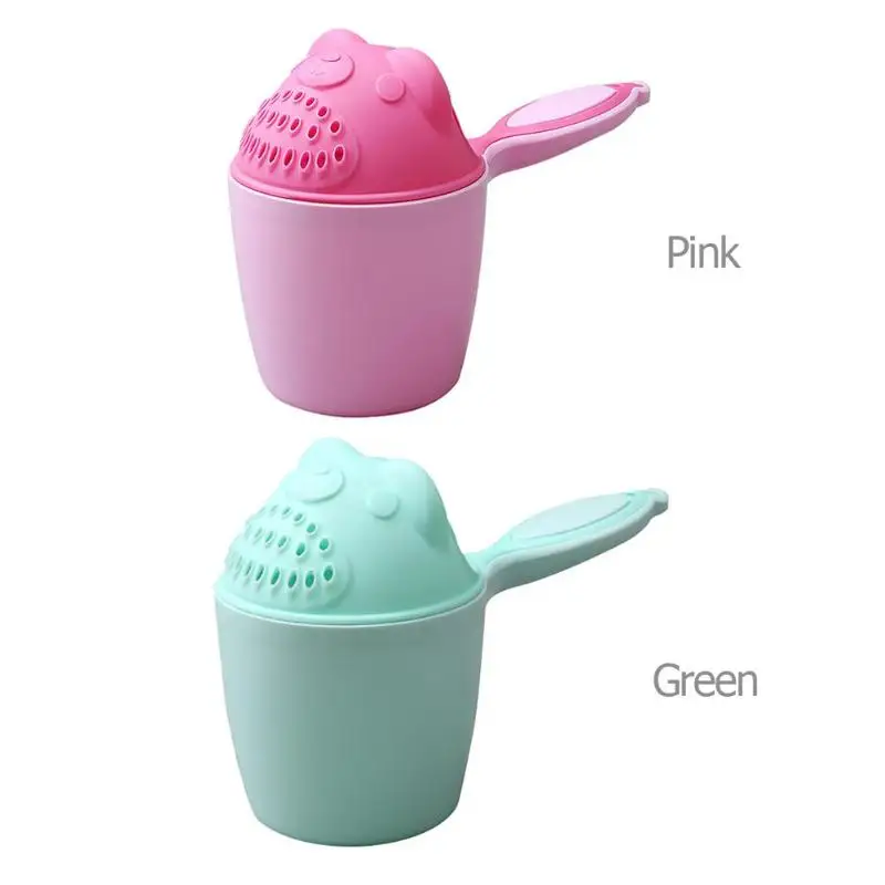 Baby Cartoon Bear Bathing Cup Newborn Kid Shower Shampoo Cup Bailer Baby Shower Water Spoon Bath Wash Cup for 2 Color