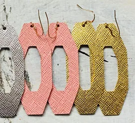 

Rectangular earrings1 Wood Mould is compatible with most leading machines Mold thickness: 15.8mm