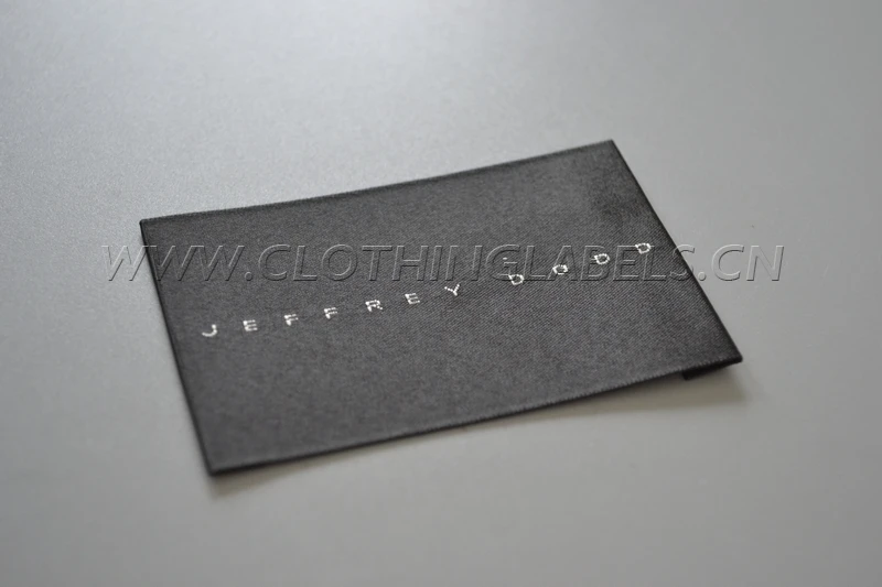 fabric clothing label, brand label for clothes, woven name label, satin material, selvage edge. Supply iron on label for clothes