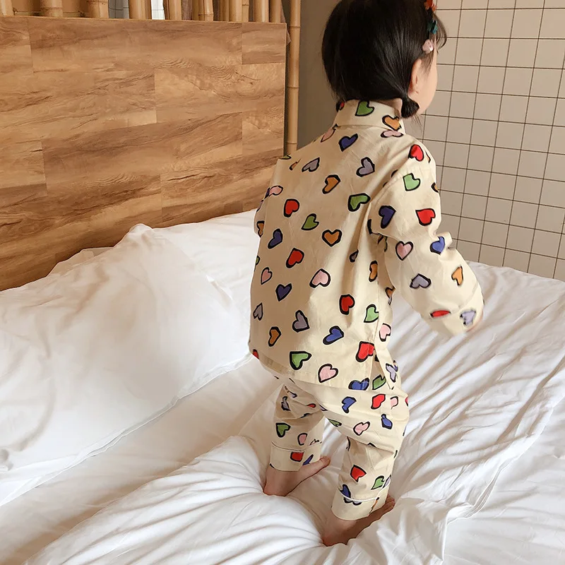 Детские хлопковые цветные с принтом «сердце», рубашка с длинным рукавом+ Штаны Комплекты из 2 предметов для маленьких девочек повседневные наборы домашней одежды, Пижама