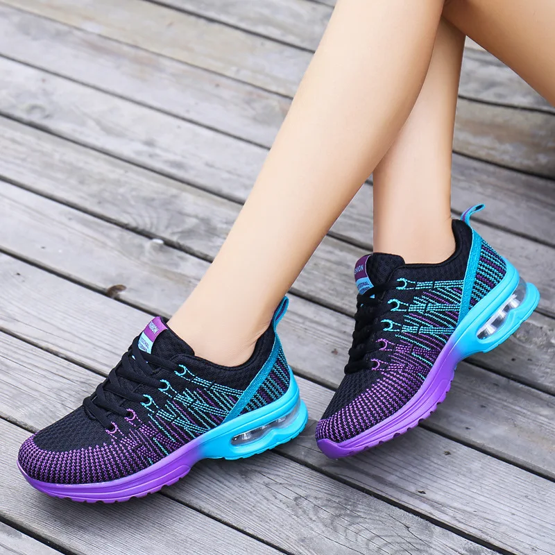

2019, the new autumn flying woven breathable shock absorber woman shoes, casual light travel shoes