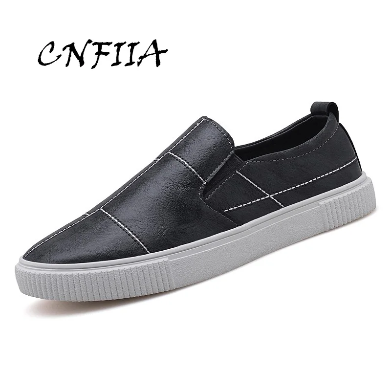 CNFIIA الرجال الأحذية الجلدية زلة على الذكور تزلج الأحذية البني أسود رمادي رجل الأحذية مريحة الأزياء العلامة التجارية المشي الخريف 2018