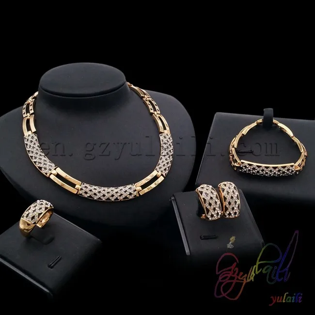Mangalsutra desain sampel kundan 