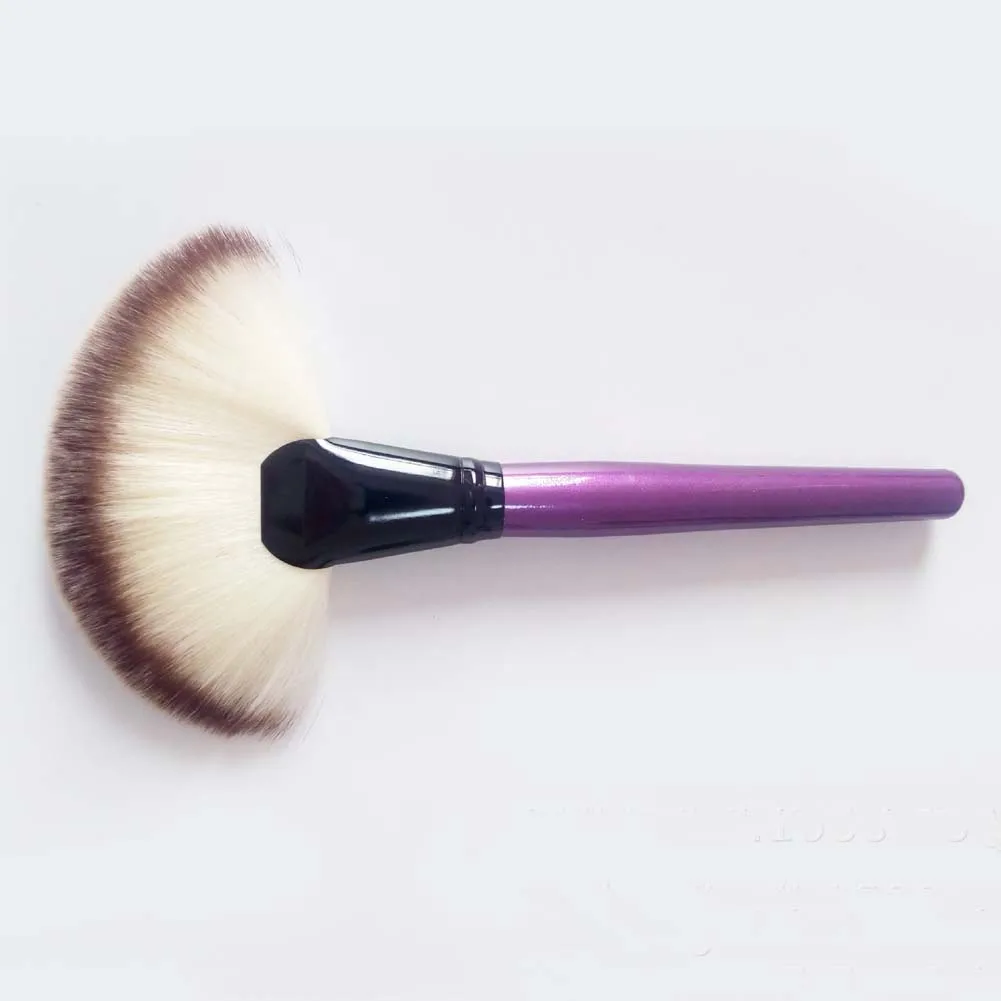 Professional Single Makeup Brush Blush Powder Sector Makeup Brush Soft