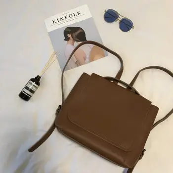 

Women Backpack Large Capacity School Bag for girls Male Travel Bags Hight quality Leather Vintage anti-theft Shoulder bag B42-42