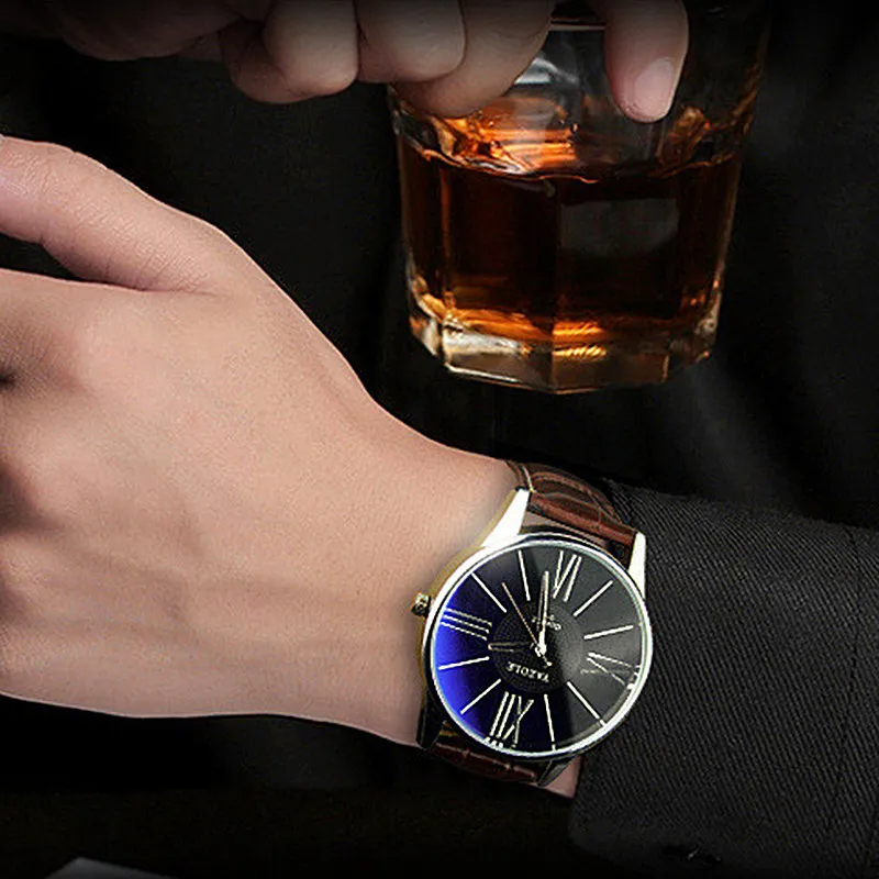 

Luxury Fashion Leather Mens Glass Quartz Analog Wristwatch Watches Men's watch Wrist Party decoration Business Watch gif for mal