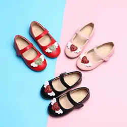 Для маленьких девочек дышащие сердце крыло дизайн против скольжения туфли Мэри-Джейн Повседневное милая детская обувь