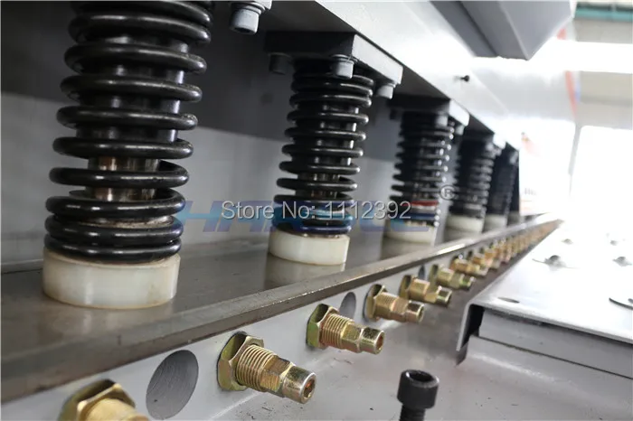 6X3200 Swing beam shearing machine-Malaysia (15)