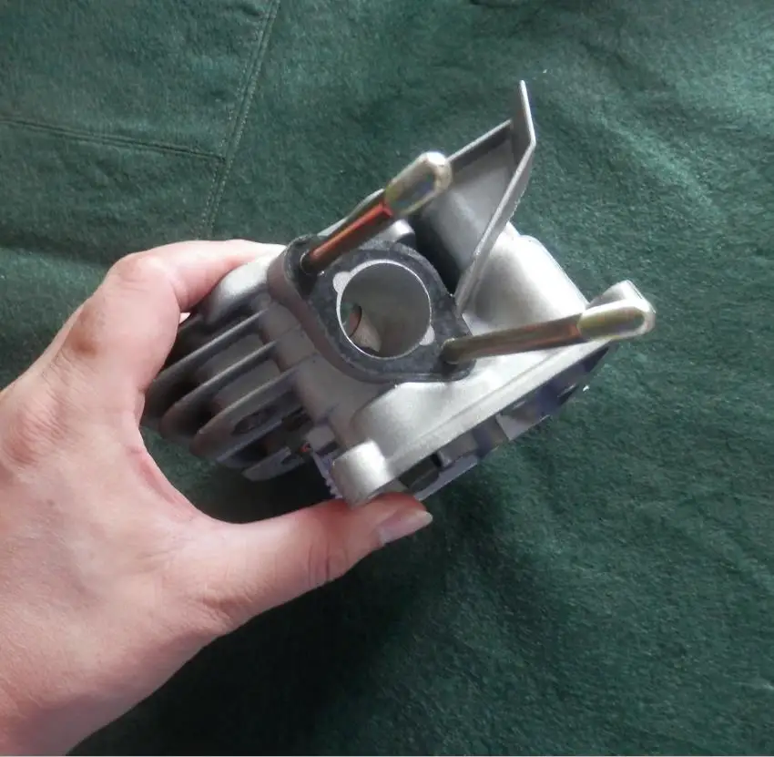 GT600 CYLINDER BUMP HEAD MITSUBISHI GM182 6