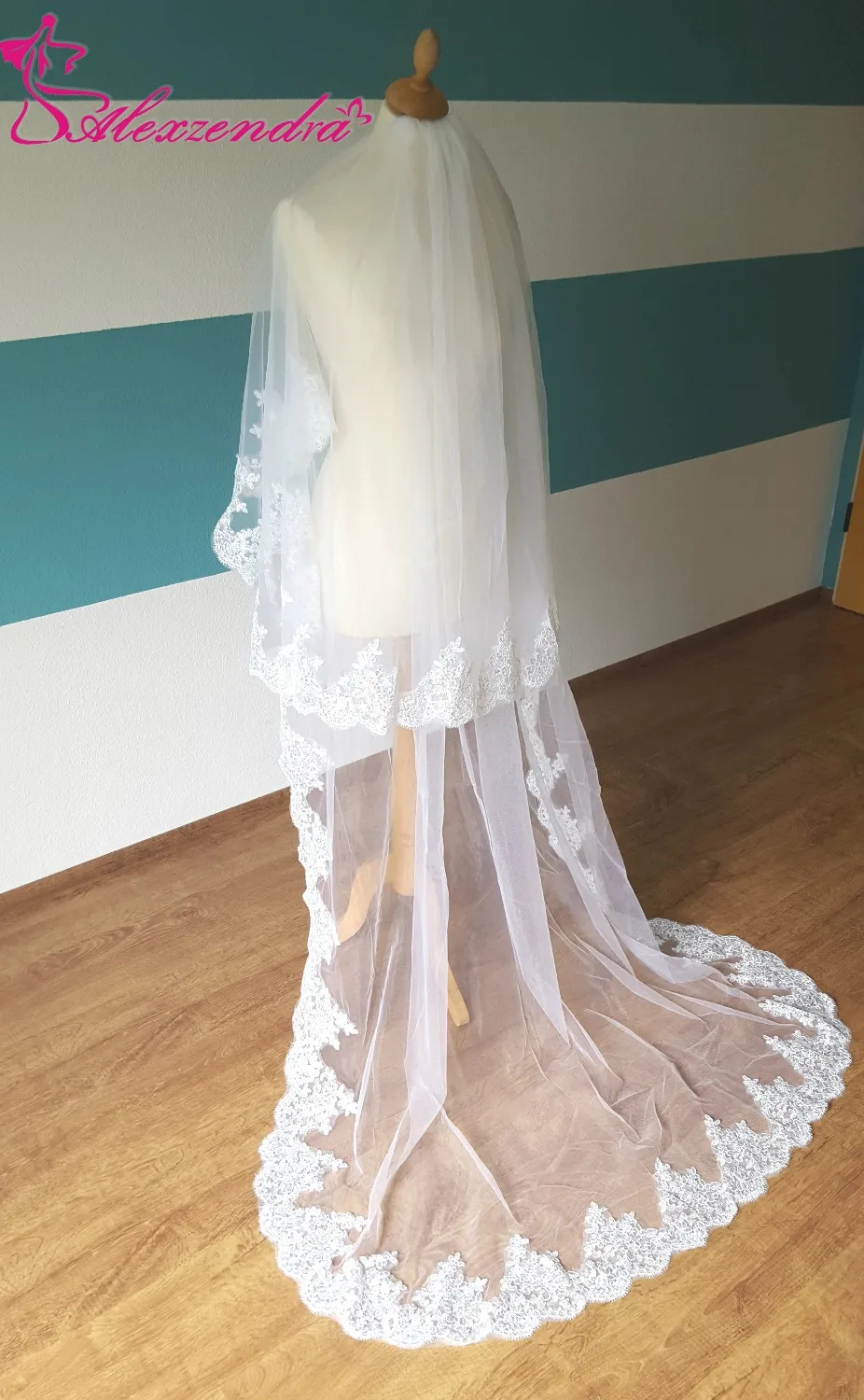 

Alexzendra White Ivory Lace Wedding Veil Bridal Veil 1.2 Meters Long Wedding Veils Veu De Noiva Wedding Accessories