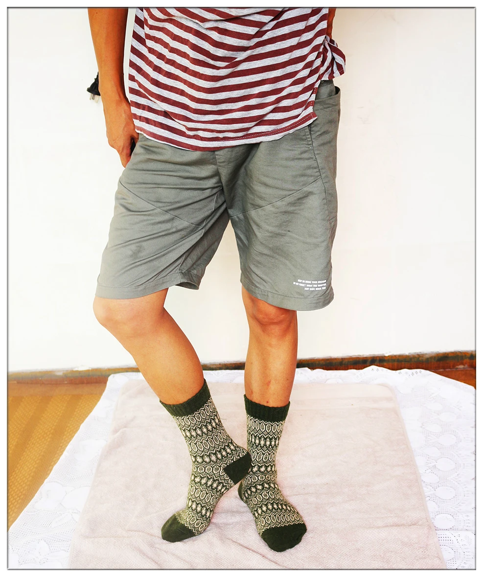Зимние новые мужские толстые теплые Harajuku ретро высококачественные модные повседневные шерстяные носки дешевые мужские деловые хлопковые