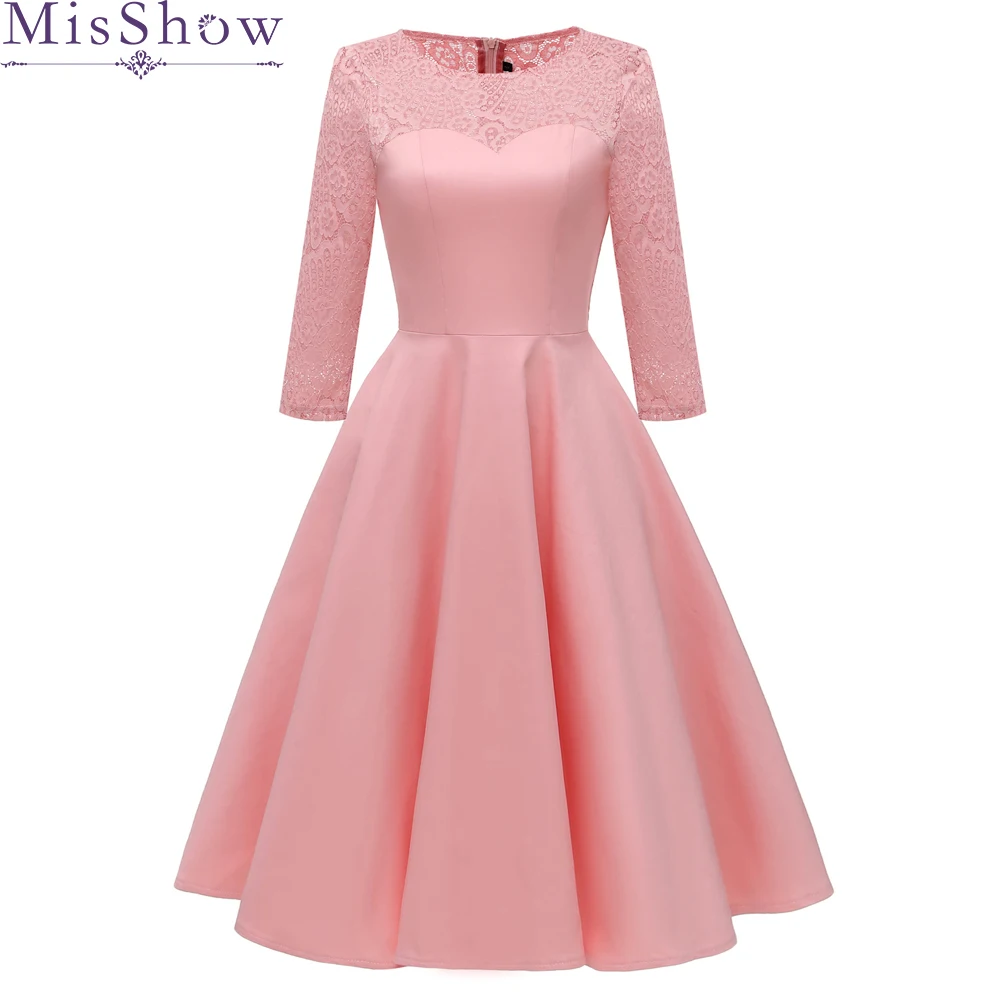 

Elegant Lace O-Neck Cocktail Dresses 2019 Pink Burgundy Three Quarter A-Line Summer Women Vestidos Sexy Women Cocktail Dresses
