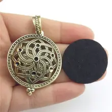 

GLOWCAT B13X08 1pcs Bronze Jewelry Flower Round Pendant Essential Oils Perfume Diffuser Locket Pendant