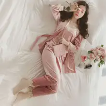 Сексуальное женское белье из золотистого флиса, женское белье из трех частей, красный сексуальный кружевной костюм с длинным халатом