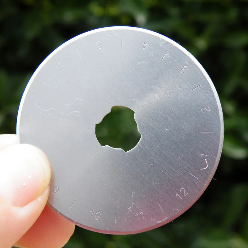 

Roller Blades Replacement Spare Sewing Quilting Craft Cutting Wheel Blade Rotary Cutter Blade Knives 45 mm Hand Tool Set