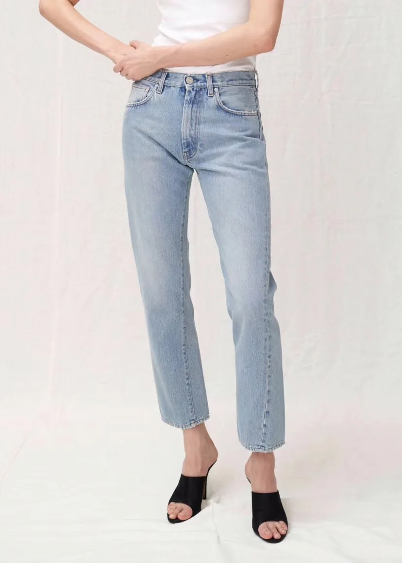 

Straight denim light blue wash Jeans Twisted Seam cropped Trousers Woman Fashion GOOD QUALITY PANTS 2019